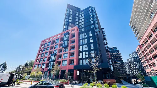 8 Tippett Rd Photo 1