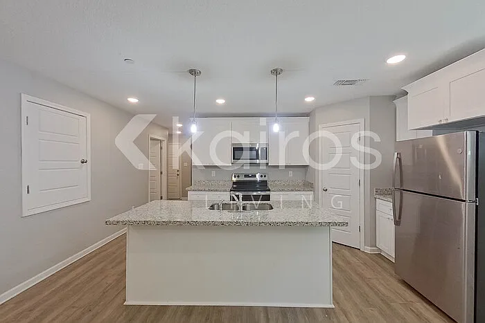 11357 Camden Court Cir — Photo 8