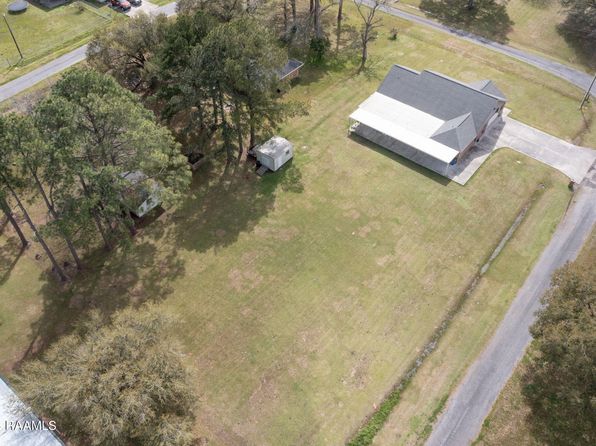 303 Sylvia Loop, Scott, LA 70583