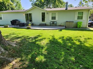 260 Marais Ct W, Rochester Hills, MI 48307