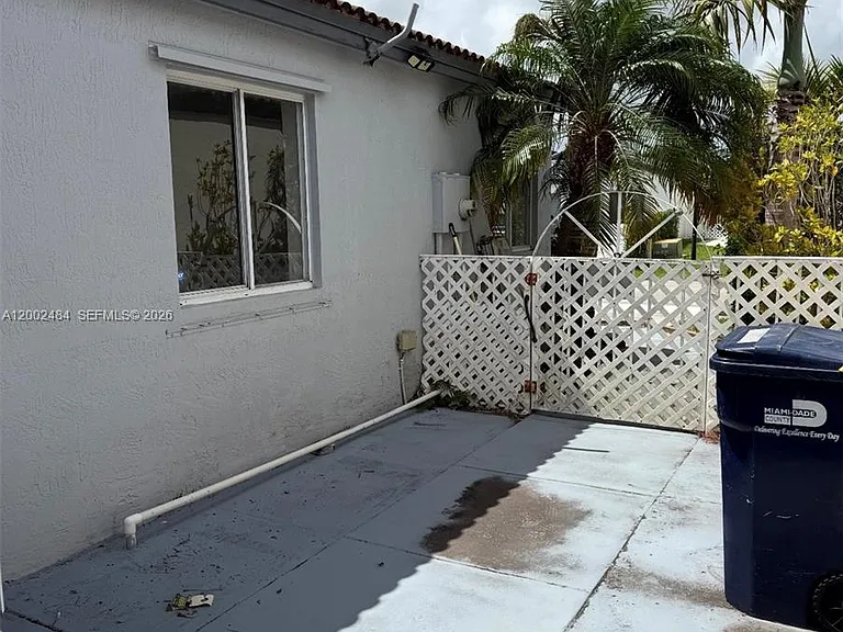 17501 SW 142nd Ct — Photo 10