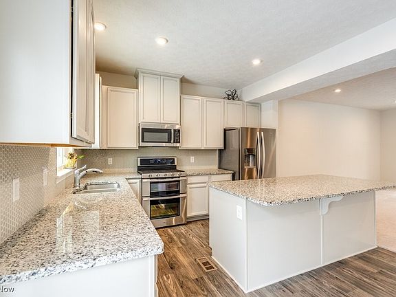 5th image of 1173 Bean Ln
