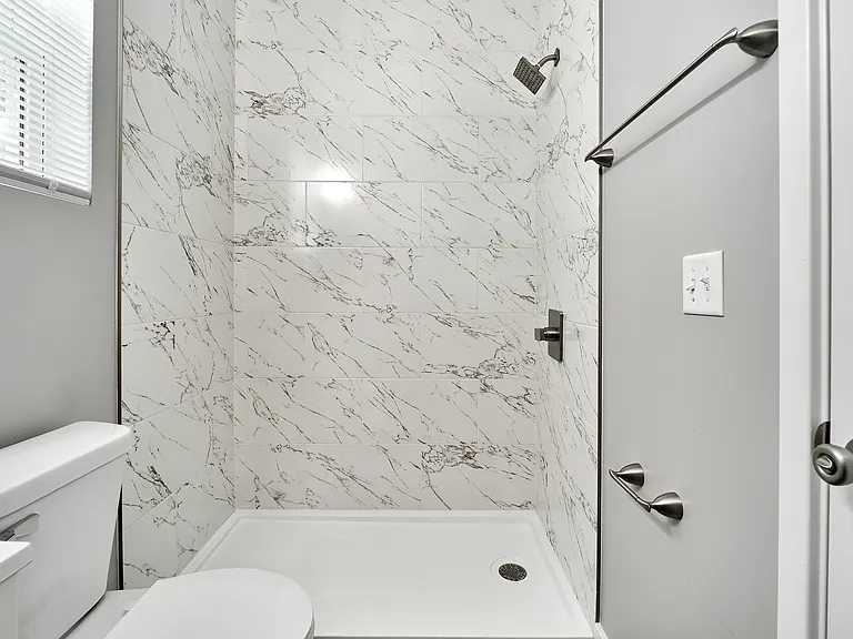 415 N Dequincy St #B — Photo 29