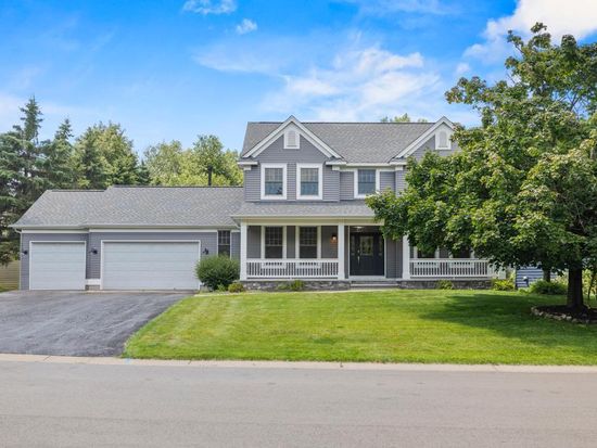 13 Echo Lake Blvd, Saint Paul, MN 55115