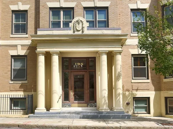 195 Saint Paul St APT 6, Brookline, MA 02446