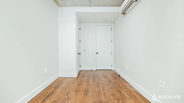 Rented by Nooklyn NYC LLC | media 21