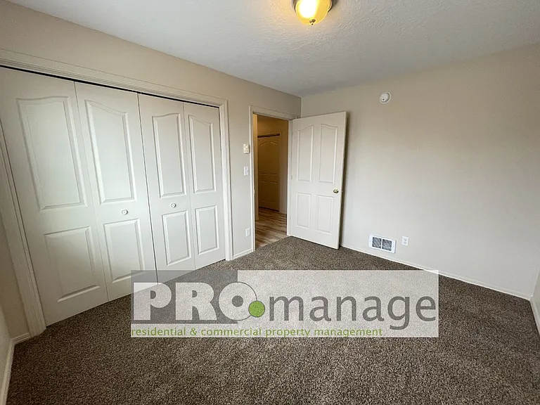 2592 Prospect Dr. — Photo 12