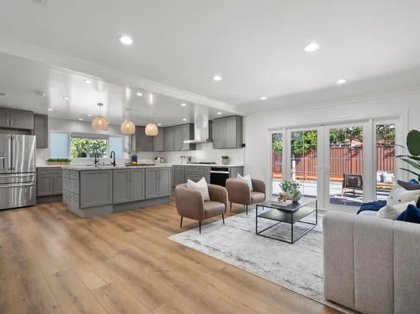 125 Evandale Ave APT A, Mountain View, CA 94043
