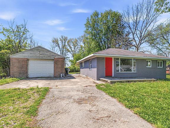 4th image of 3401 W 31st St