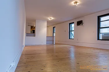 Rented by aptsandlofts.com