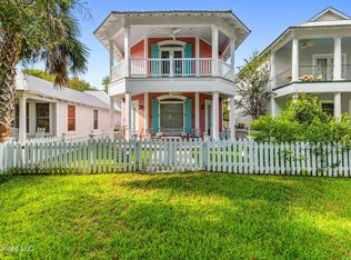 35 Chapel Hill Rd, Bay Saint Louis, MS 39520