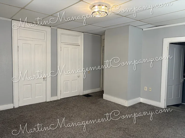 420 W 7th St #2 — Photo 5