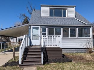 15001 Sumner, Redford, MI 48239