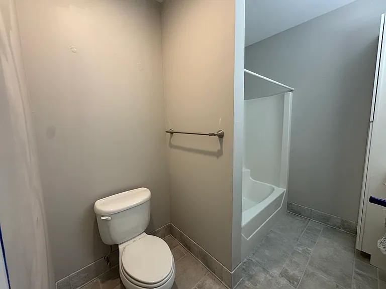 810 W Princess Anne Rd #303 — Photo 15