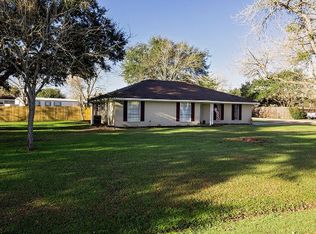 803 Broadmoor St, Victoria, TX 77904