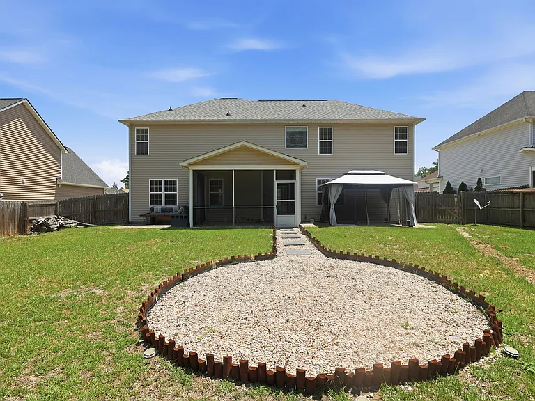 1541 Gallant Fox Ct — Photo 35
