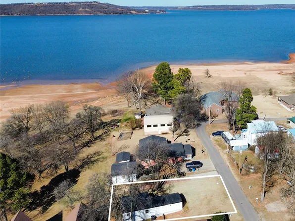 676 N Elm St, Eufaula, OK 74432