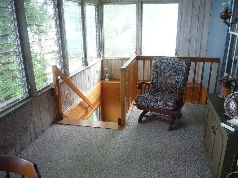Stairs to walk out lower walkout level