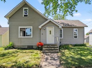 276 3rd St, Eastlake, MI 49626