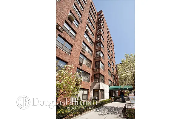 Sold by Douglas Elliman | media 22