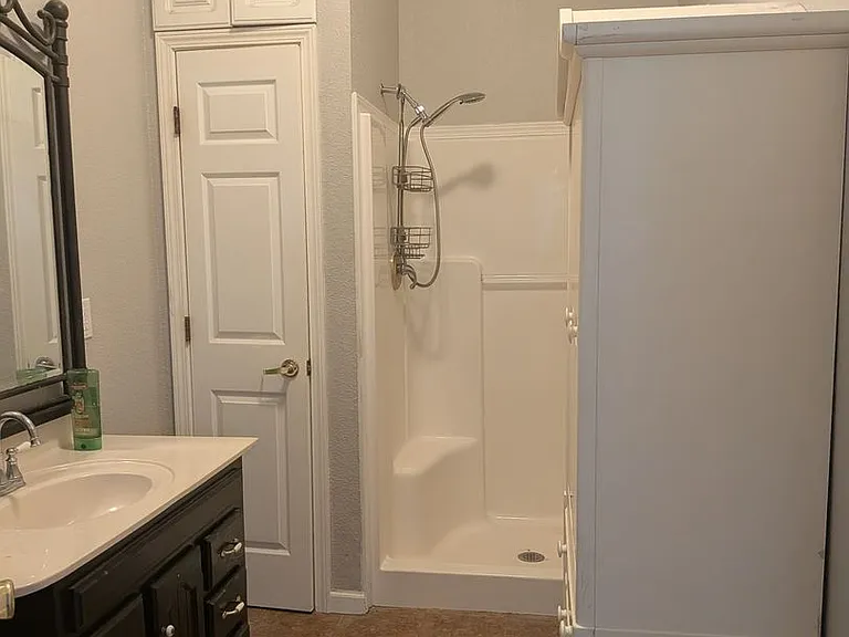 609 Jefferson St — Photo 31