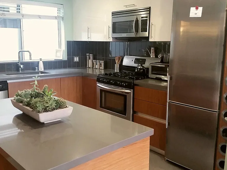 1700 Sawtelle Blvd — Photo 10