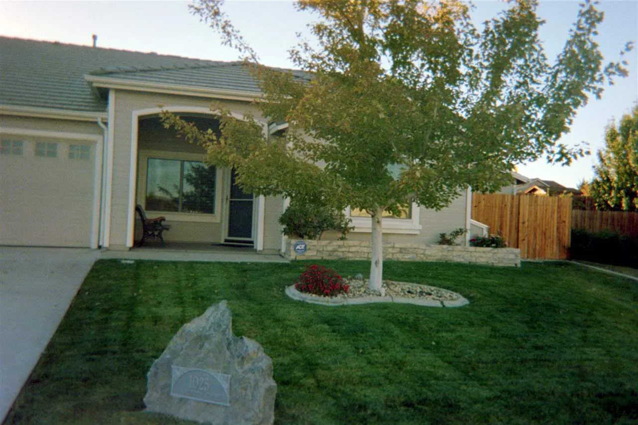 1025 Haywood Ct photo 1