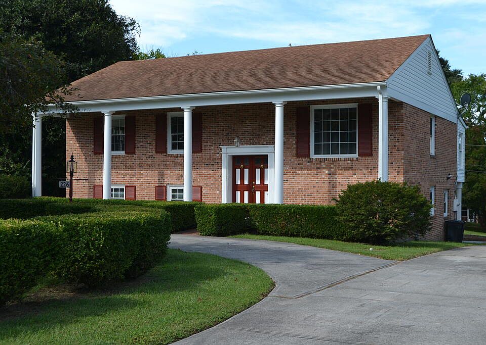 1st image of 226 Virginia Ave