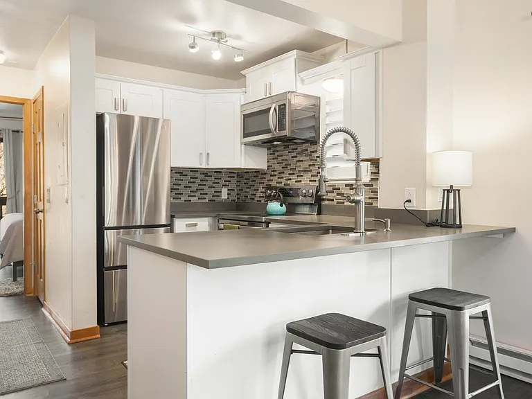 4680 Vail Racquet Club Dr #14-20 — Photo 2