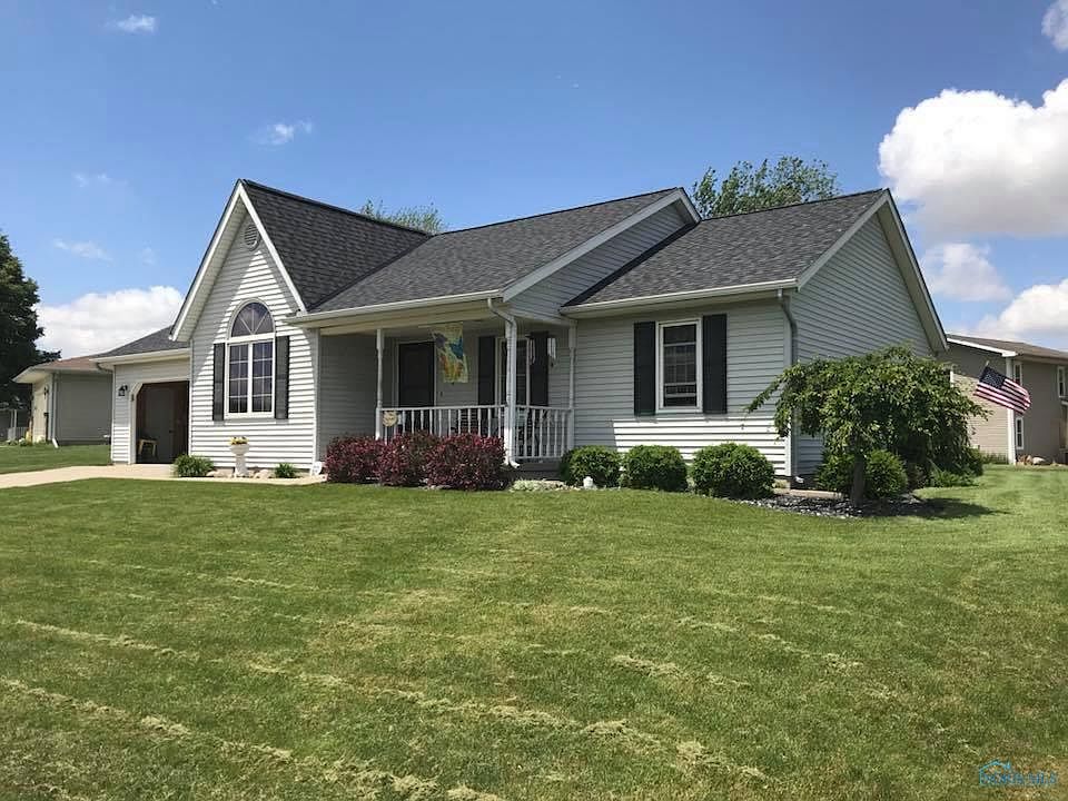 1st image of 654 Wood Dr