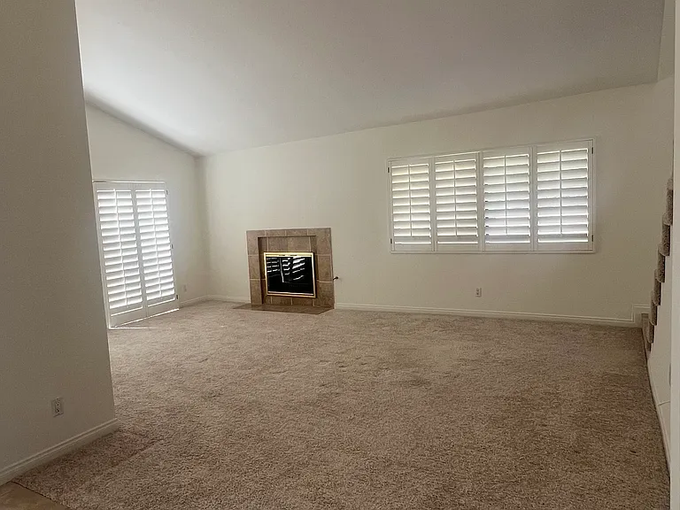 258 Calle Cuervo — Photo 10