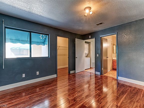 5th image of 4360 Woodpine Dr Unit 104