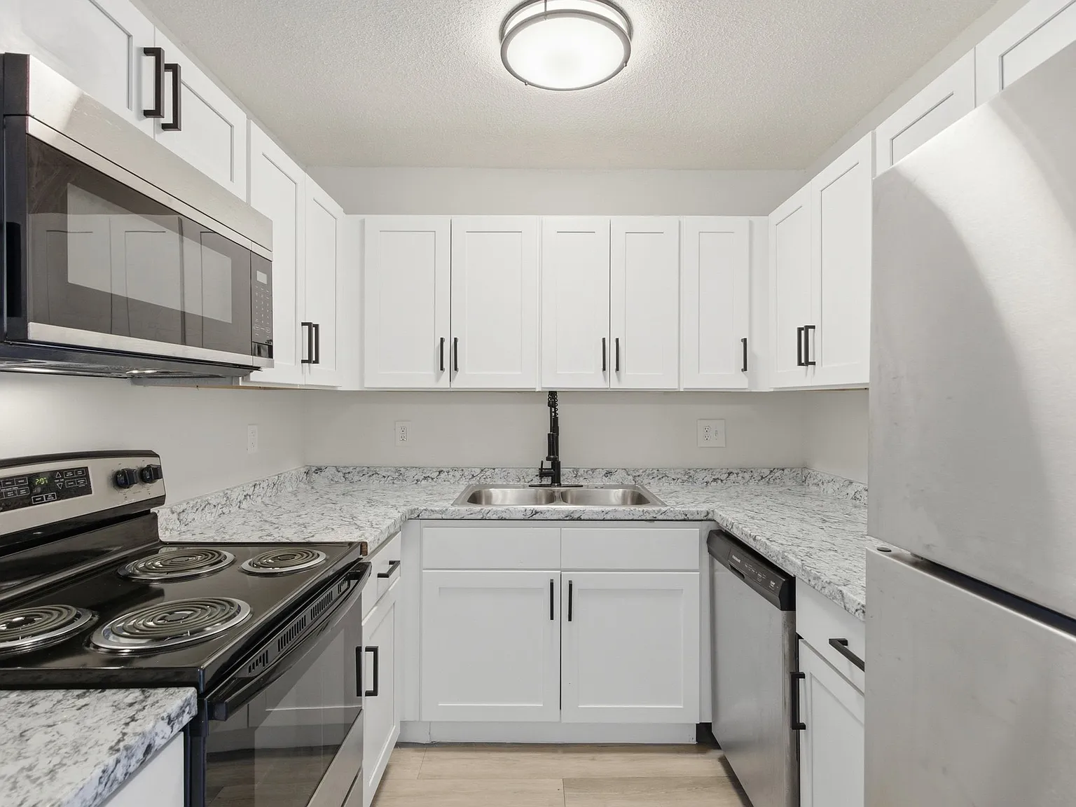 The Enclave at 3726 — Photo 2