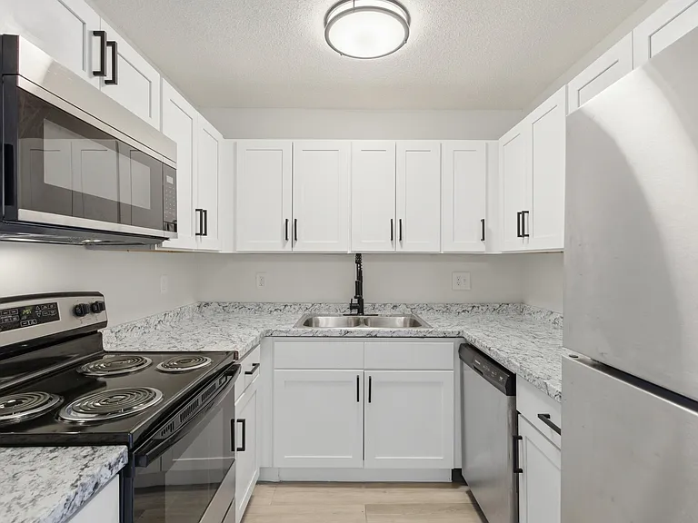 The Enclave at 3726 — Photo 5