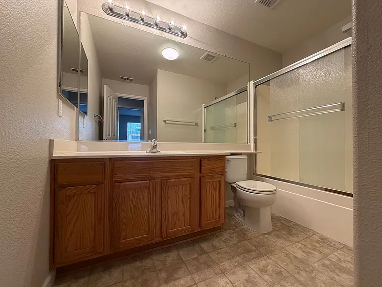 1613 Little Rock Cir — Photo 23