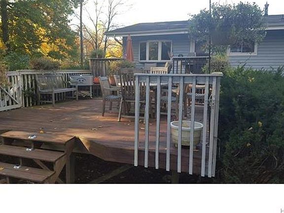 4th image of 30 N Lorna Ln