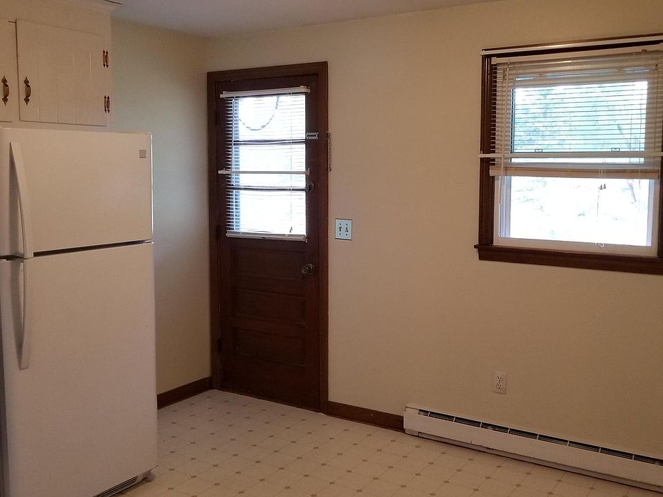 Similar kitchen - kitchen has been updated