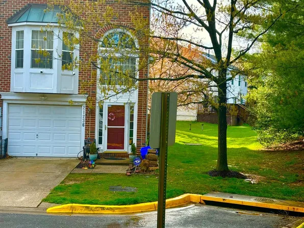 21236 Dorsey Spring Pl #17, Germantown, MD 20876