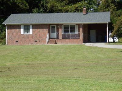 101 E Point St, Richlands, NC, 28574