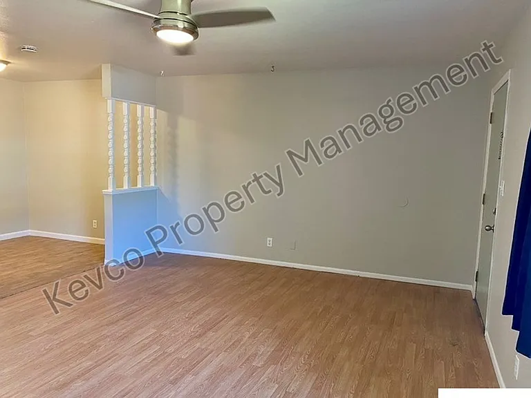 1728 Azalea Dr — Photo 3