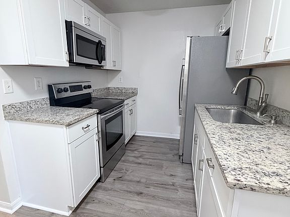5th image of 1618 Haven Dr #A