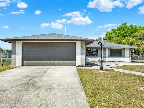 645 Pine Forest Dr, Brandon, FL 33511