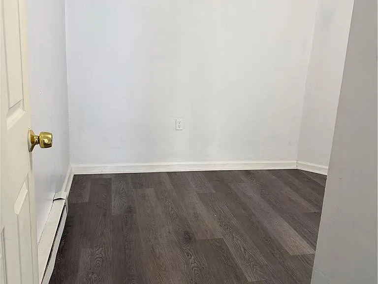 218 N Fountain St — Photo 11