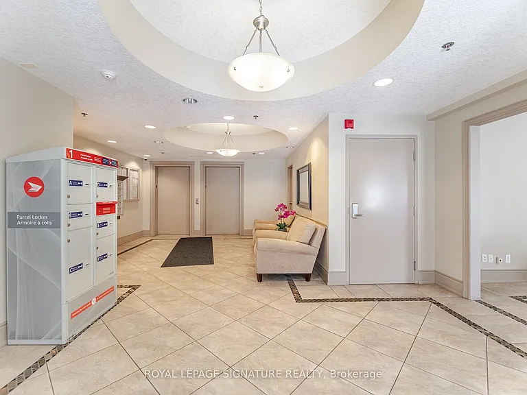 47 Caroline St N #307 — Photo 3