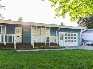 2259 Lynden St, Abbotsford, BC V2T 3B8