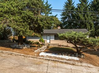 2538 NE 107th St, Seattle, WA 98125