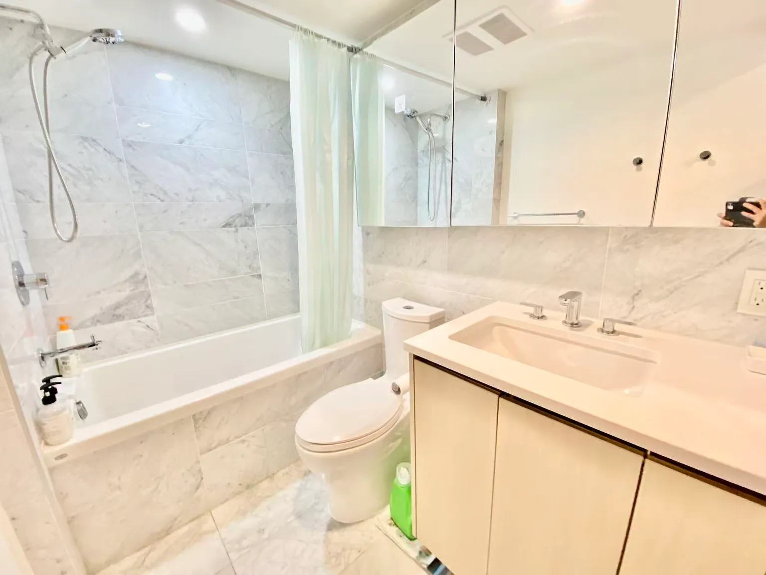 1 bed, 477 sqft, $2,400 — Photo 4