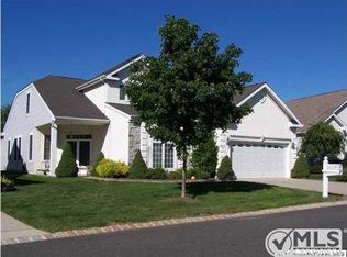 3 Spyglass Dr, Jackson, NJ 08527