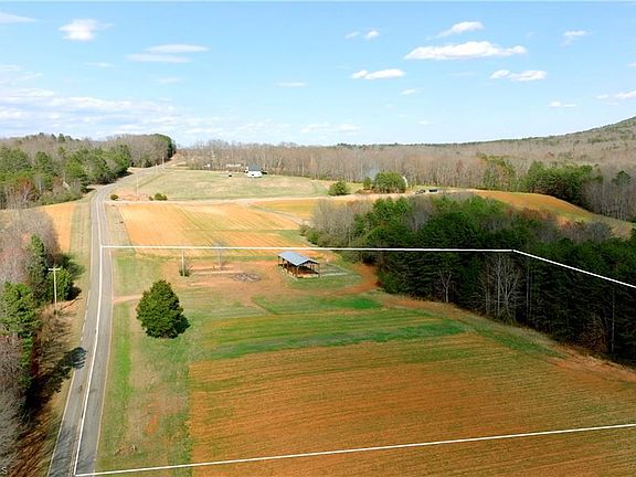 3rd image of 4 Old Mill Rd Lot 4