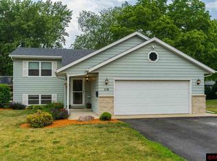 116 N Belmont Dr, Mankato, MN 56001